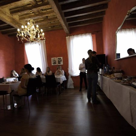 Albergo Morandi Ρέτζιο Εμίλια Εξωτερικό φωτογραφία